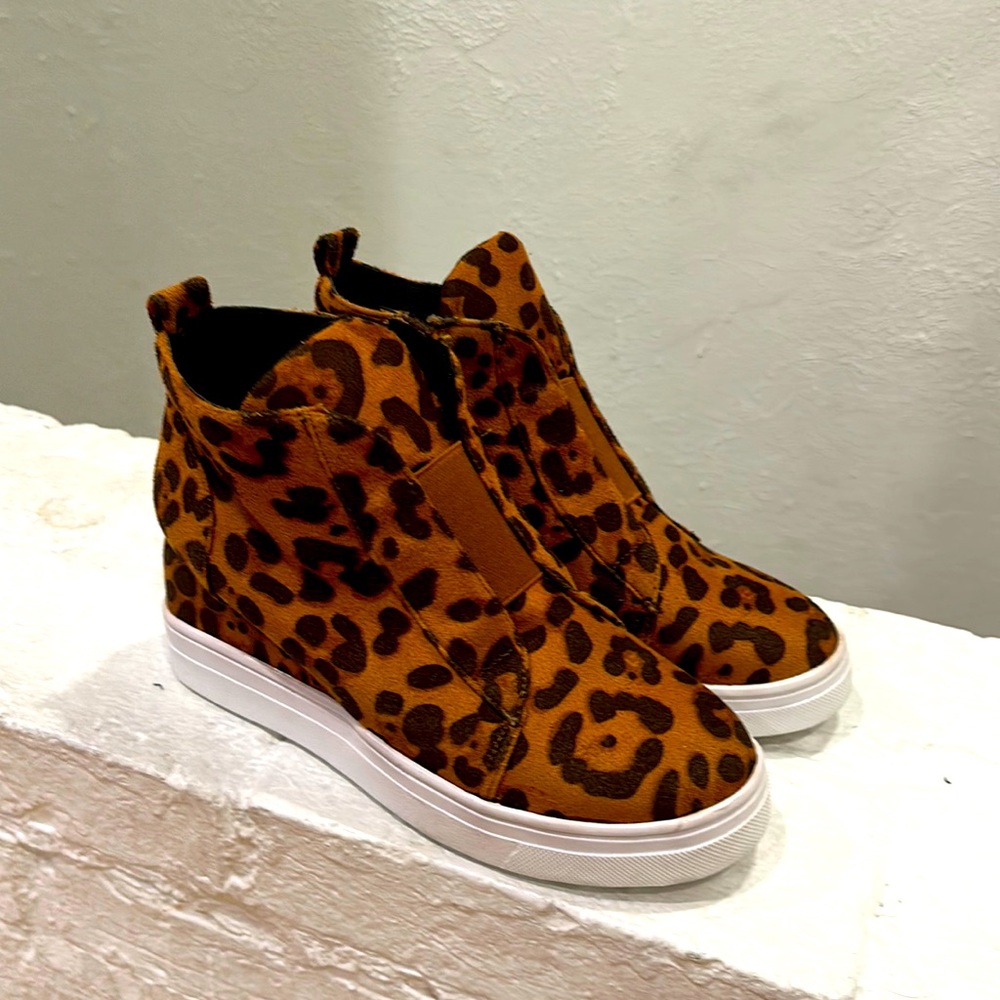 Leopard Print Shoes Size 7